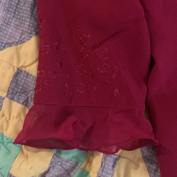 Size 14 deep red dress. Beautiful embossed flowers in the back an on sleeves - Picture 3 of 3